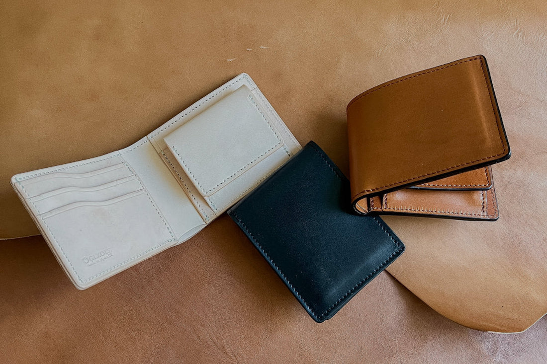 "ちょうどいい"を感じる本革二つ折り財布