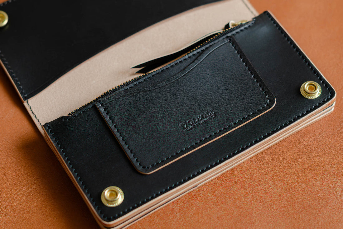 「無骨にそして美しく。」トラッカーズウォレット