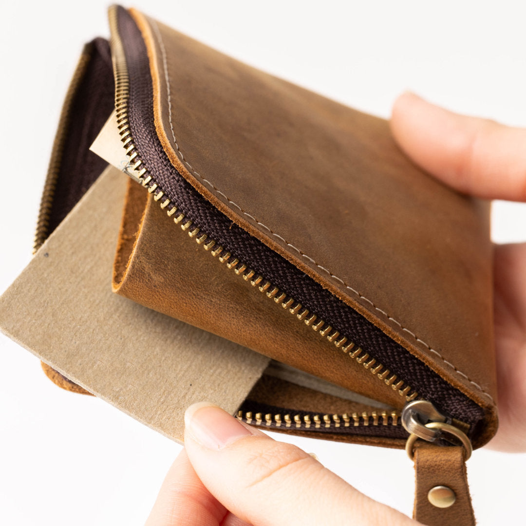 L字ファスナー小銭入れ 本革 GLEOLE